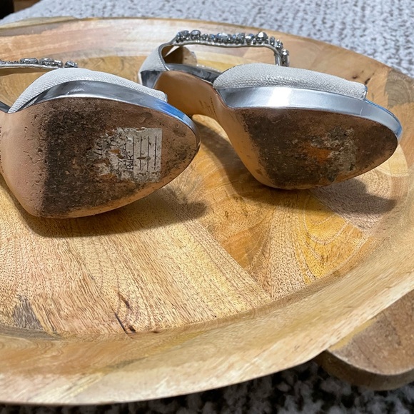 Antonio Melani Silver high heels with jewel embellishments - Picture 13 of 16